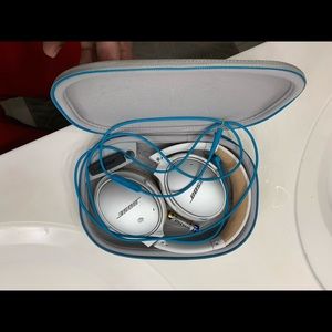 Bose headset brand new
